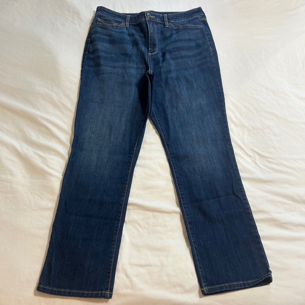 St‎ Johns Bay Womens Straight Leg Jeans Size 16 Dark Wash Stretch Denim Blue